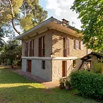 Villa Cipressi By Victoria Palace - Parco Naturale San Bartolo