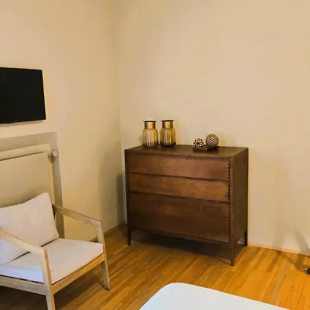 Cipressi By Victoria Palace * Pésaro