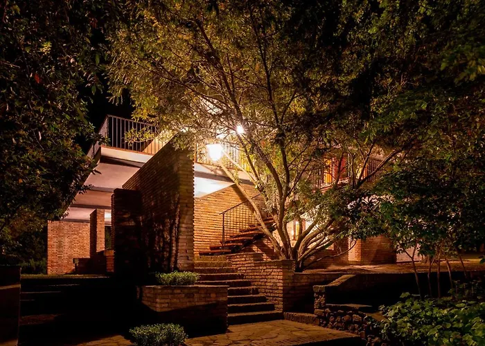 Cipressi By Victoria Palace