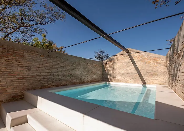 Cipressi By Victoria Palace Villa Pesaro