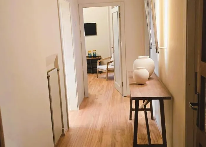 Cipressi By Victoria Palace Villa *